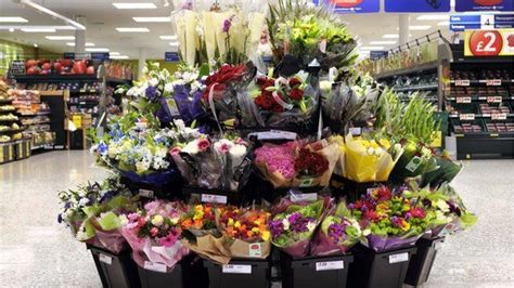 edible flowers tesco
